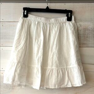 Abercrombie & Fitch White Skater Skirt Knee-Length Tiered